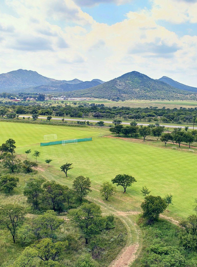 Grassland, Cloud, Sky, Plant, Mountain, Natural landscape