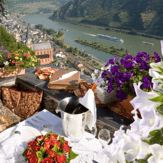 Steingassenturm, Flower, Water, Plant, Property, Building