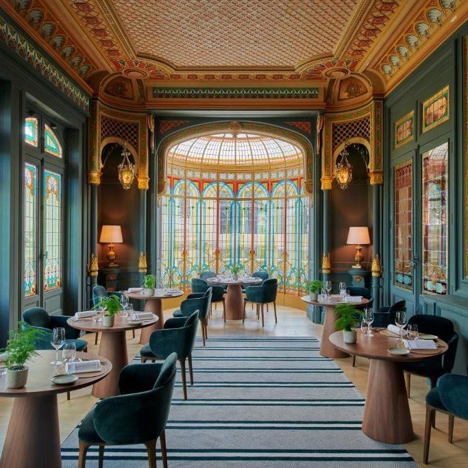 Chateau Grand Barail, Plant, Table